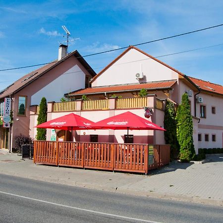 Penzion Blanka - Znojmo Hotel Novy Saldorf Exterior photo